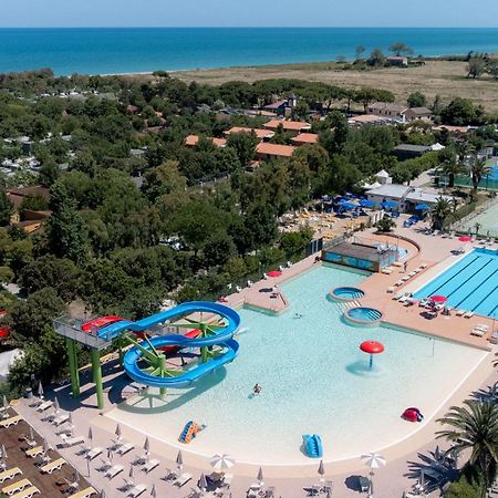 Отель Club Del Sole La Risacca Family Collection Порто-Сант'Эльпидио Экстерьер фото